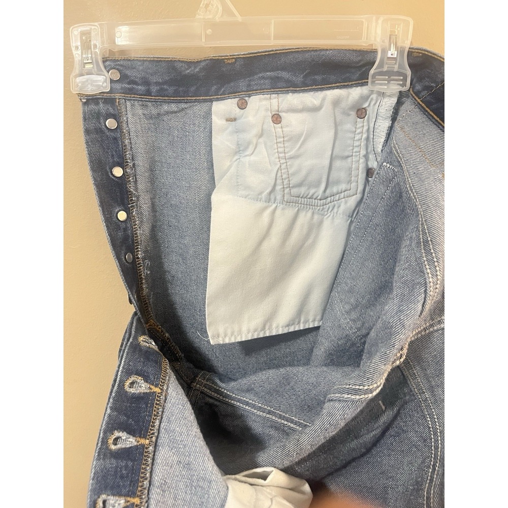 VTG Y2K 2009 Levis 501 Jeans Men 38x31‎ Rigid Indigo Shrink to Fit Raw Mexico - Picture 8 of 11